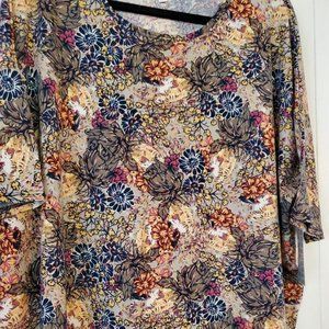 NWT LuLaRoe Irma in size 2XL